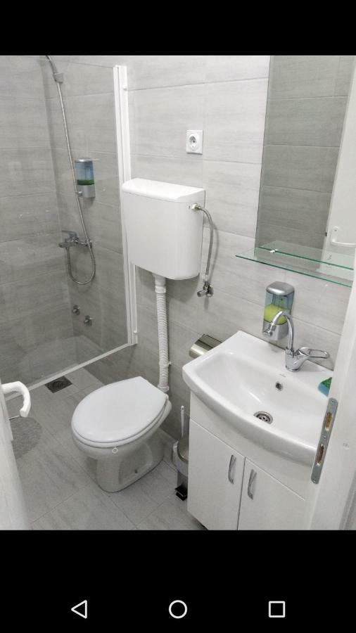 Apartmani Pinokio Nisz Zewnętrze zdjęcie
