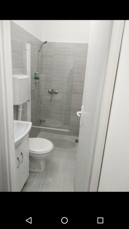 Apartmani Pinokio Nisz Zewnętrze zdjęcie