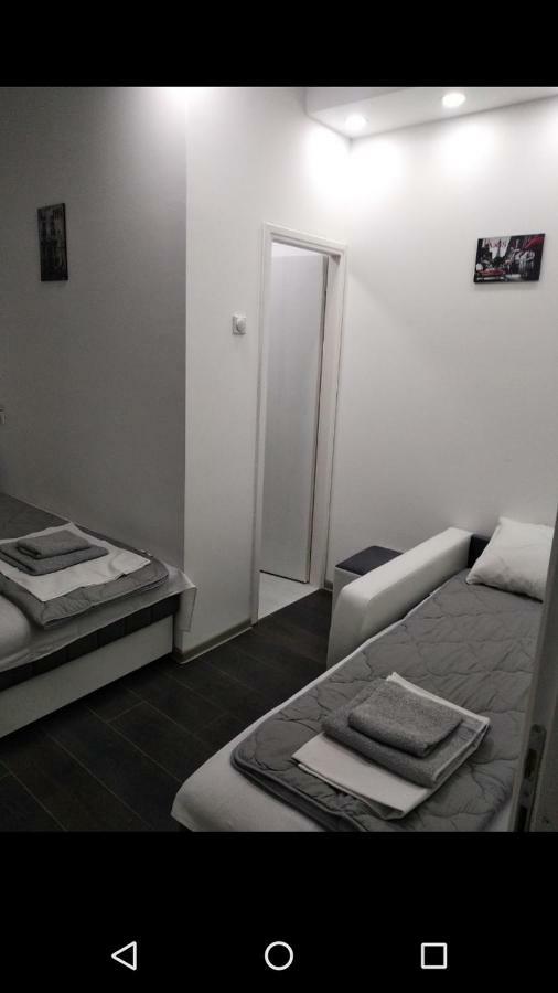 Apartmani Pinokio Nisz Zewnętrze zdjęcie