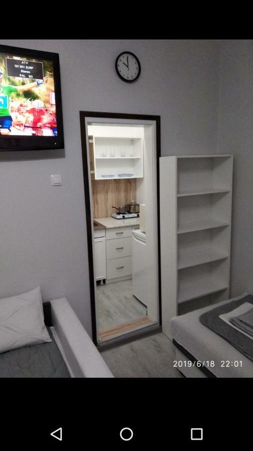 Apartmani Pinokio Nisz Zewnętrze zdjęcie
